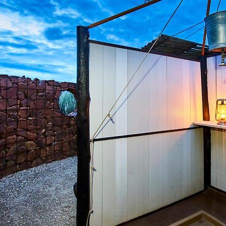 Etendeka Mountain Camp Damaraland Ngoại thất bức ảnh