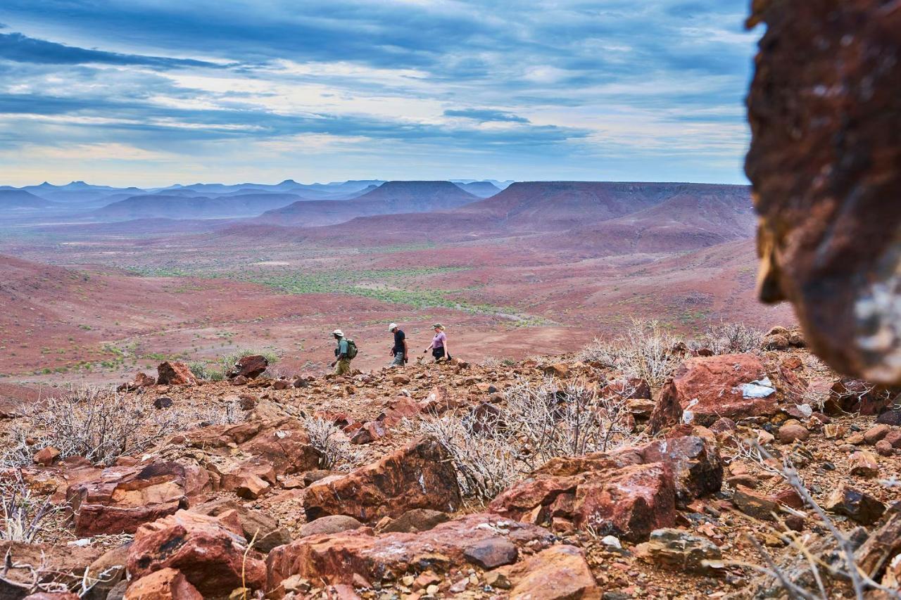 Etendeka Mountain Camp Damaraland Ngoại thất bức ảnh